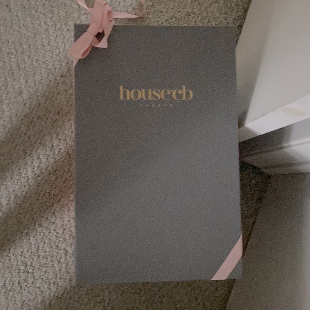 House Of Cb Empty Boxes - image 1